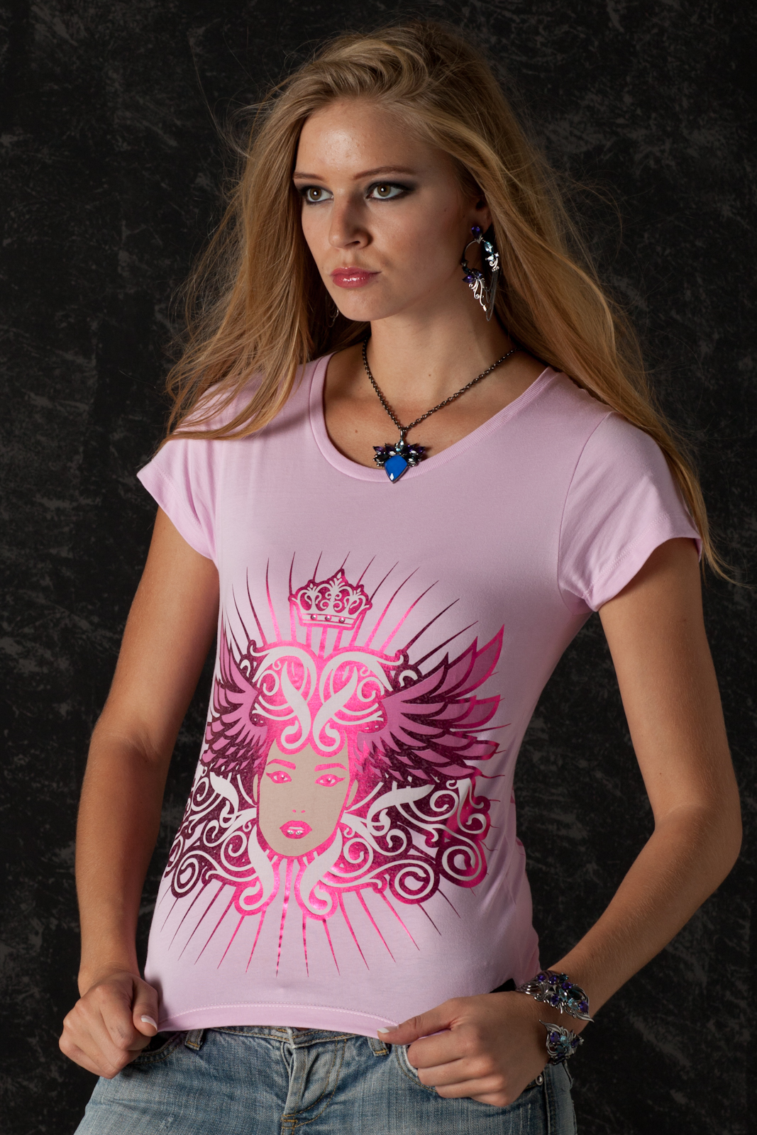 T-Shirt Queen Lady, front view
